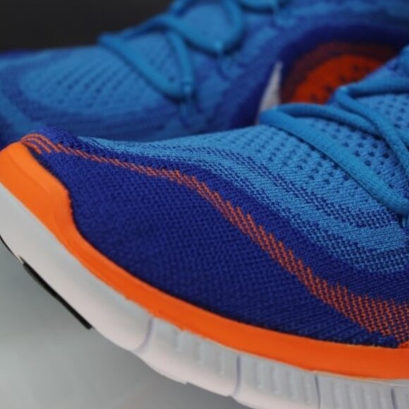 New in Box Nike Flyknit + Blue Glow Total Orange Mens 9.5 US 43 EUR RARE - Picture 5 of 16